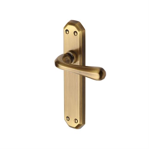 CHARLBURY LEVER HANDLE ON BACKPLATE