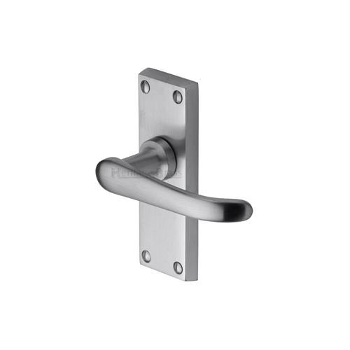 WINDSOR LEVER HANDLE ON BACKPLATE