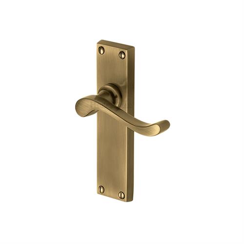 BEDFORD LEVER HANDLE ON BACKPLATE