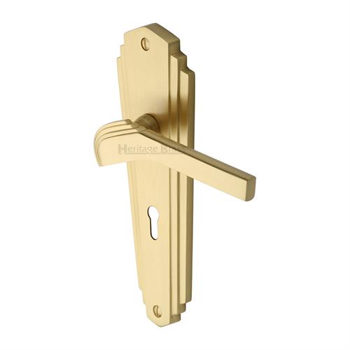 WALDORF LEVER HANDLE ON BACKPLATE