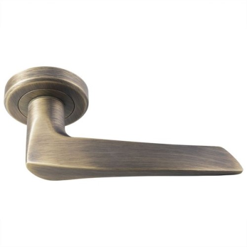 OLIVIER LEVER HANDLE ON ROUND ROSE