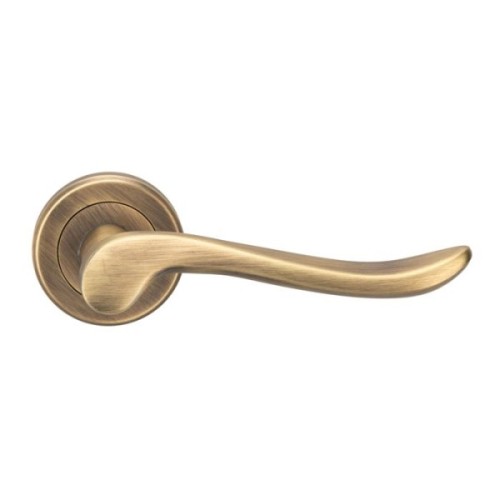 VERDUN LEVER HANDLE ON ROUND ROSE